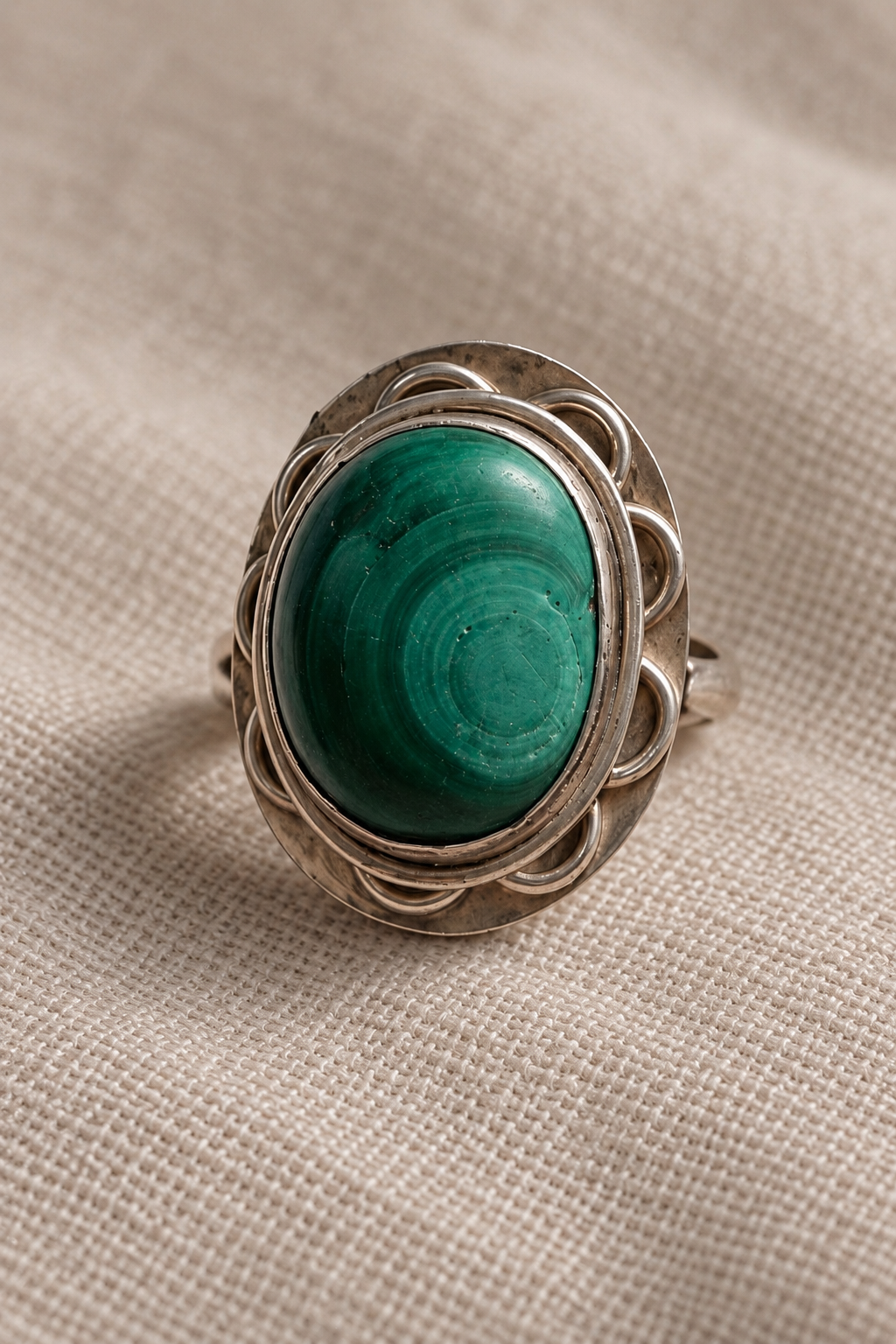 Inel din argint cu malachit, diametru interior 18,8 mm